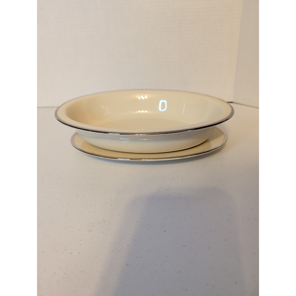 Lenox MONTCLAIR 9 5/8" Oval Vegetable Serving Bowl With Oval Saucer